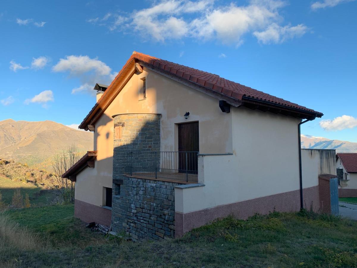 Chalet En El Pirineo De Aragon Neril Zewnętrze zdjęcie