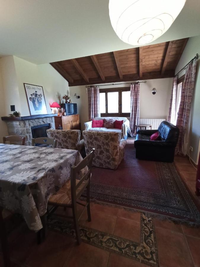Chalet En El Pirineo De Aragon Neril Zewnętrze zdjęcie